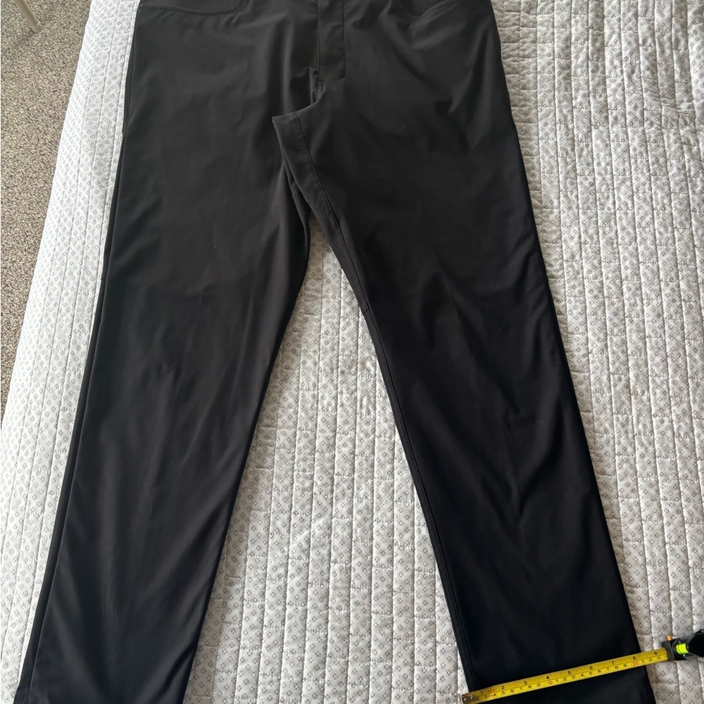 lululemon Men's Black 5 pocket trouser, pants, slacks